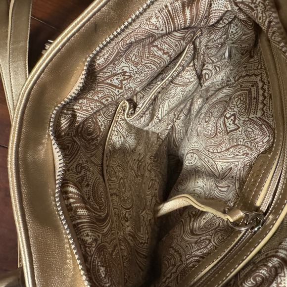 Sorial New York Gold Crossbody Bag Tassel Adjustable Strap Handbag Purse - Picture 5 of 9